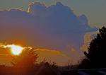 KÜHLTURMWOLKE BEI sONNENUNTERGANG