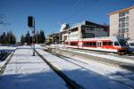 Zahnrad (links) und Straßenbahn (rechts)