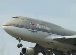 Asiana Boeing 747-400 im Endanflug-Close Up-