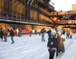 Eisbahn Zollverein im Abendlicht