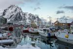 Hafen Lofoten im Winter