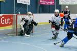 Skaterhockey: Ducken!