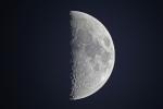 Mond mit 200-600G + 14TC bei 708mm ohne Stativ