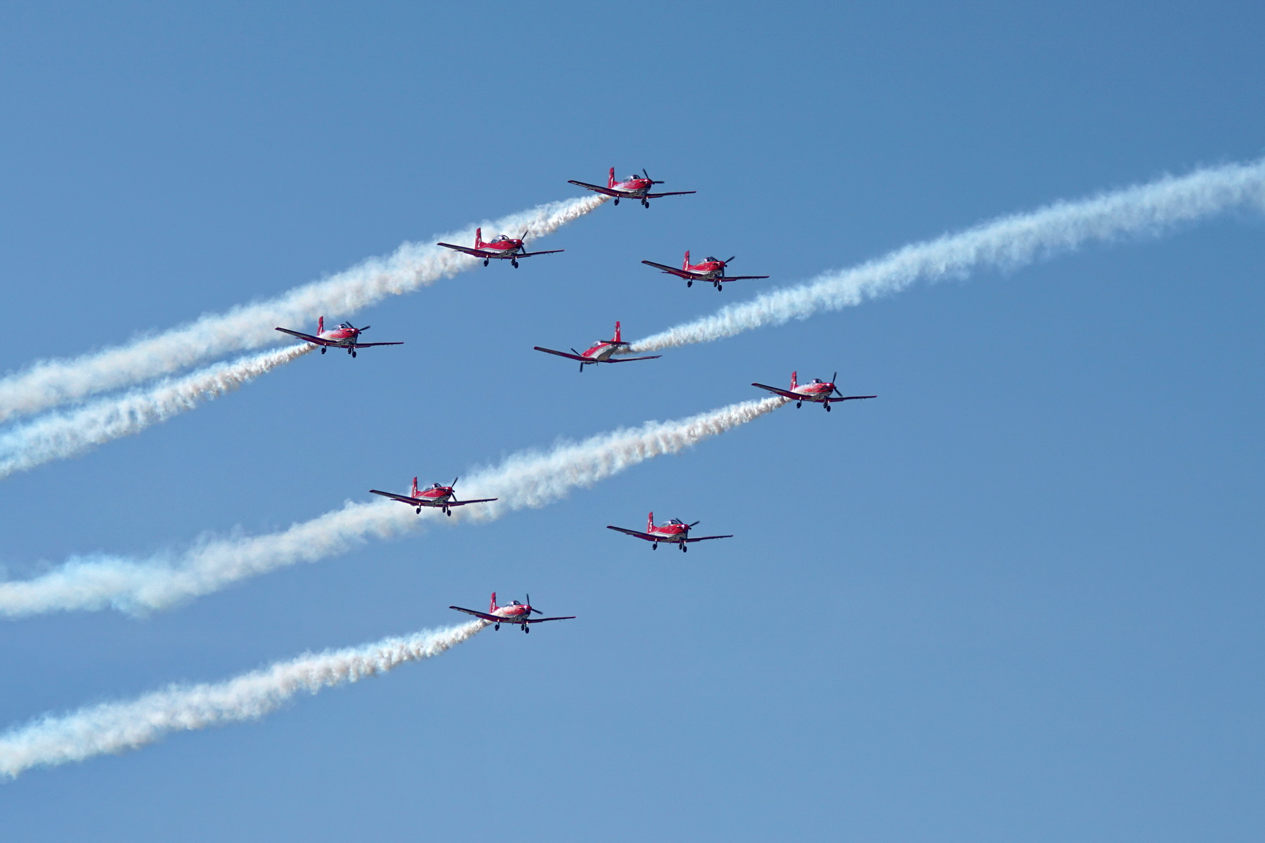 Swiss Air Force PC7 Team Nadelöhr 2