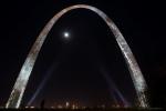 Gateway Arch St. Louis bei Nacht