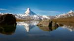 Das Matterhorn ist in den Stellisee gefallen