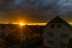 Sonnenuntergang aus dem Dachfenster