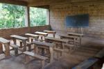 Klassenraum einer Schule in Mwika, Tansania