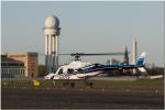 Hubschrauber im Landeanflug auf THF Berlin