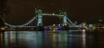 Tower Bridge bei Nacht Pano
