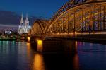 Dom & Hohenzollernbrücke bei Nacht, inspired
