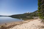 (141) Strand am Phelps Lake