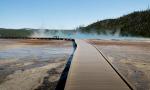 (200)	Farbiger Dampf über dem Grand Prismatic Spring