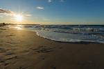 Strand im Gegenlicht