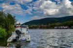 Schloss Heidelberg mit weißem Boot