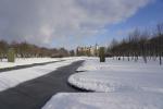 Schloss mit Kreuzkanal im Schnee